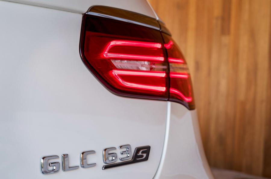 Детали экстерьера Mercedes-AMG GLC63 S 4Matic+ Coupe (C253) 2017 года  (WW) (фото 29 из 63)